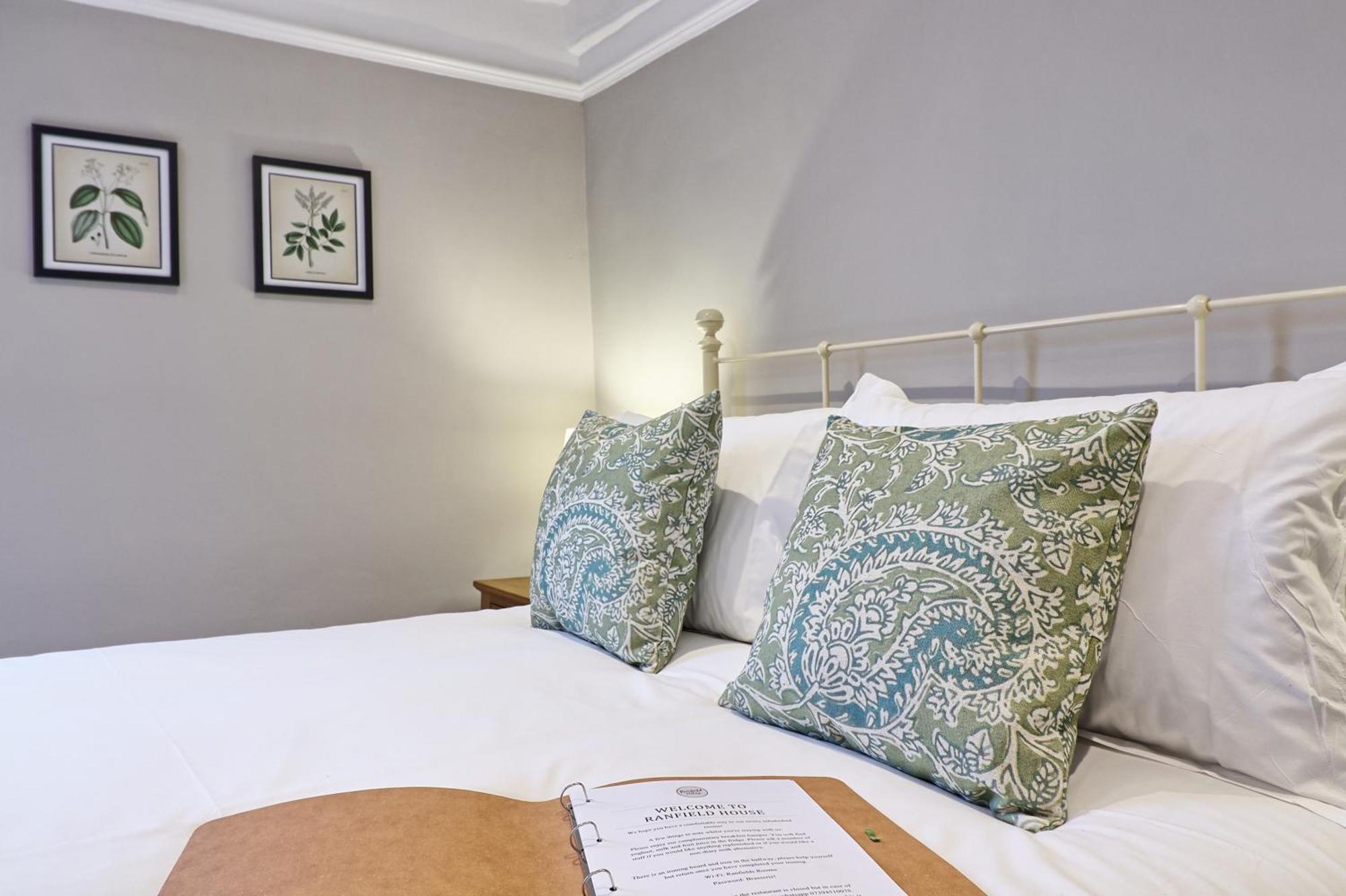 Ranfield'S Brasserie Hotel Rooms 科格索尔 外观 照片