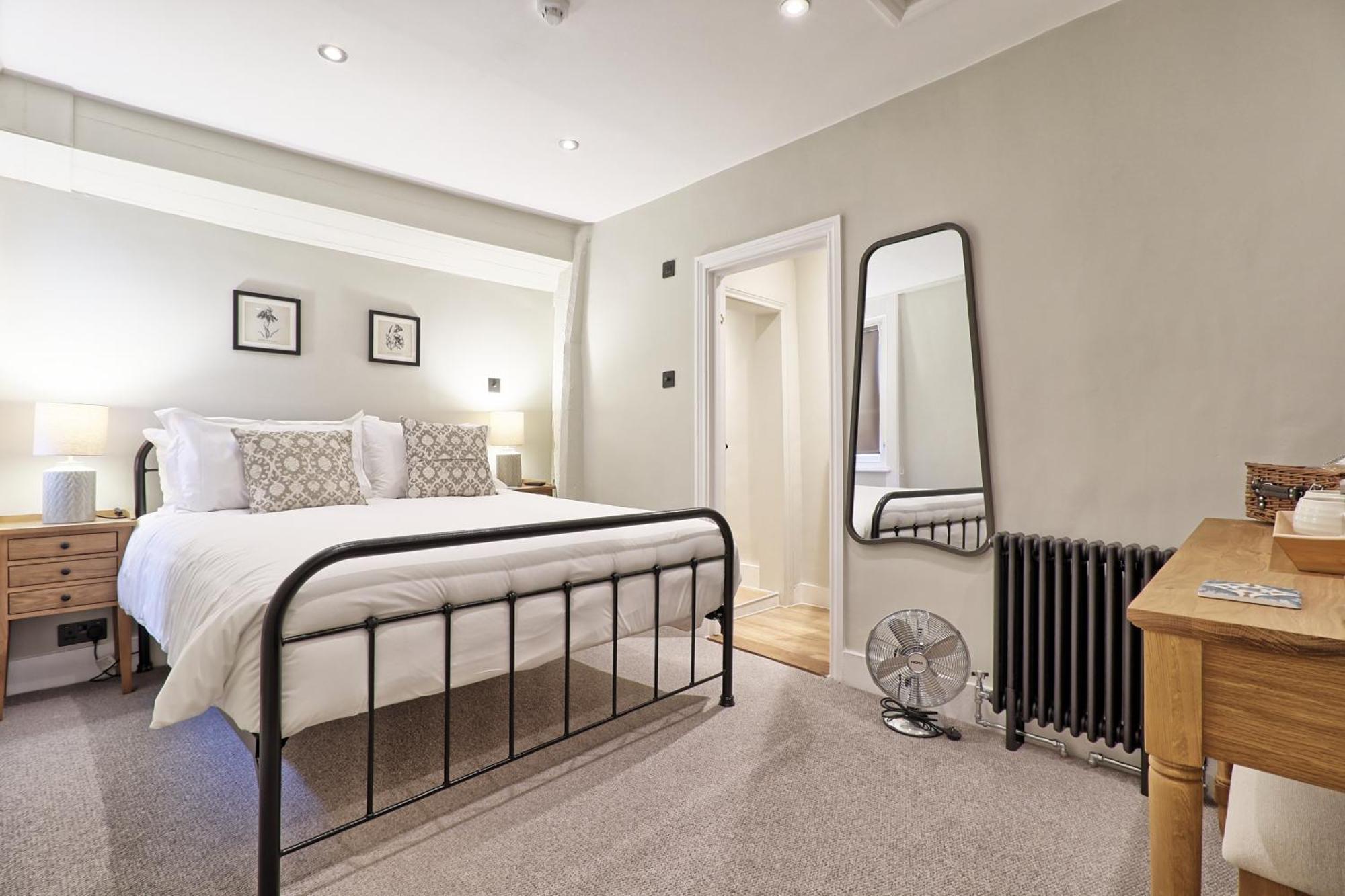 Ranfield'S Brasserie Hotel Rooms 科格索尔 外观 照片